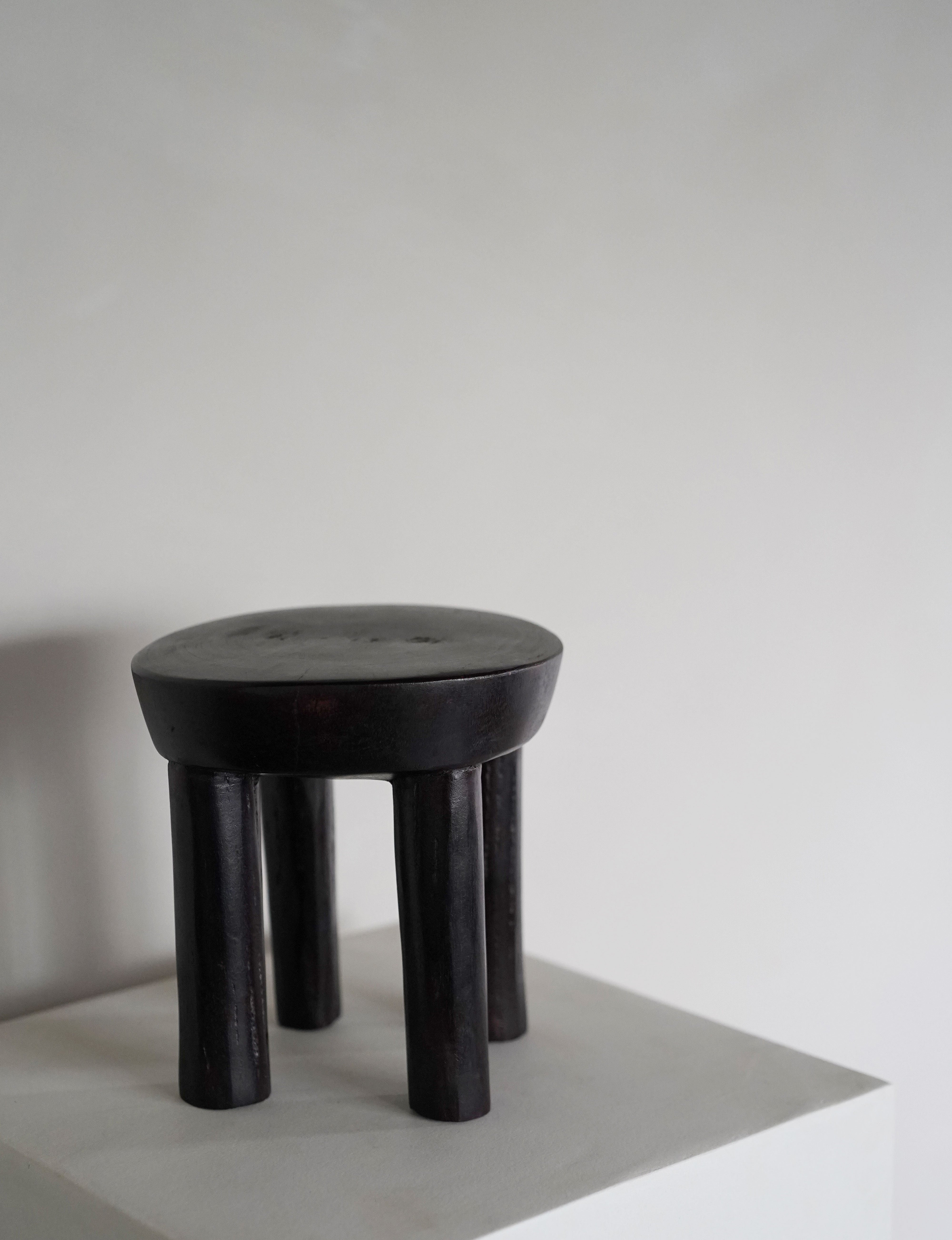 Lobi Stool 03