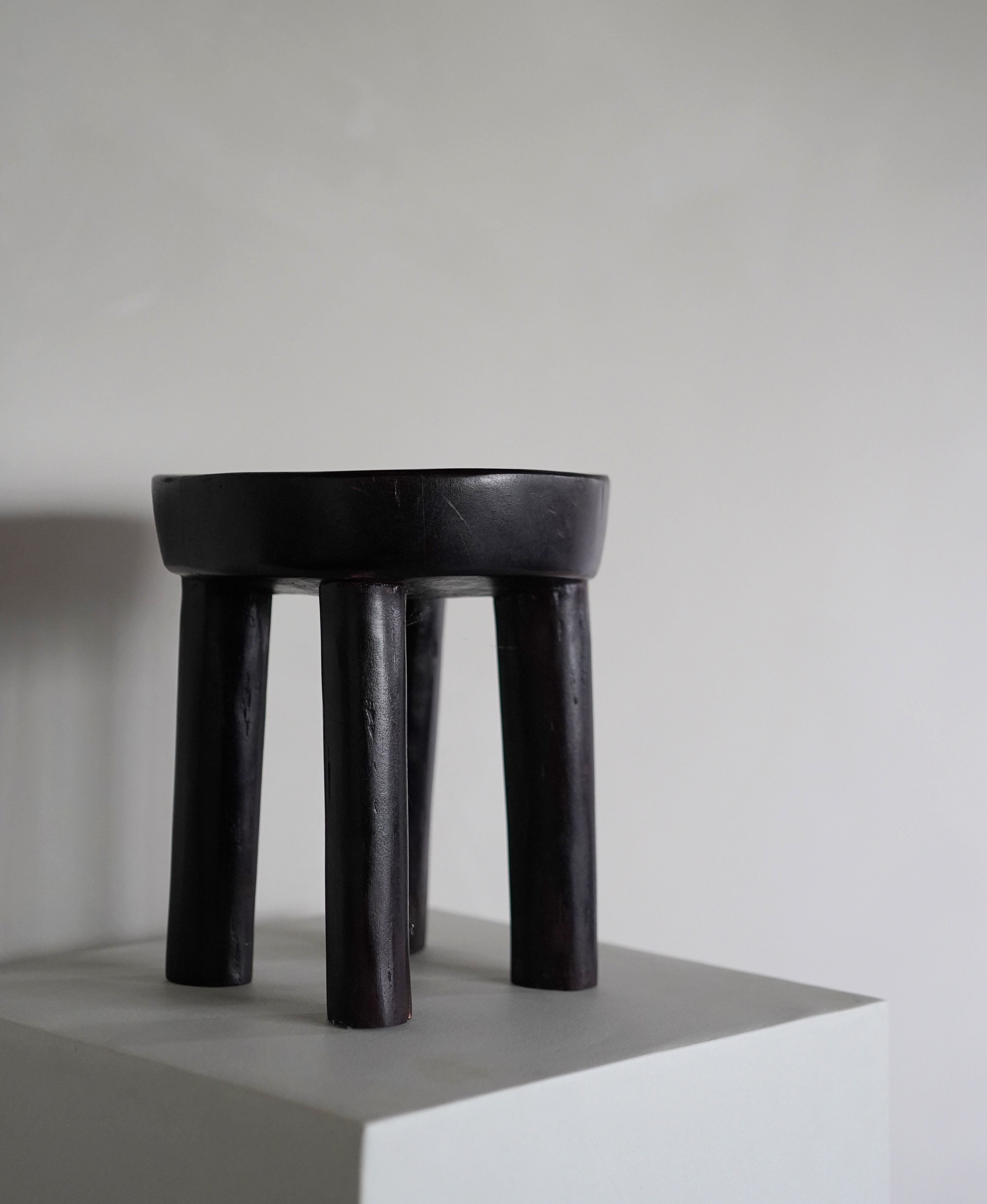 Lobi Stool