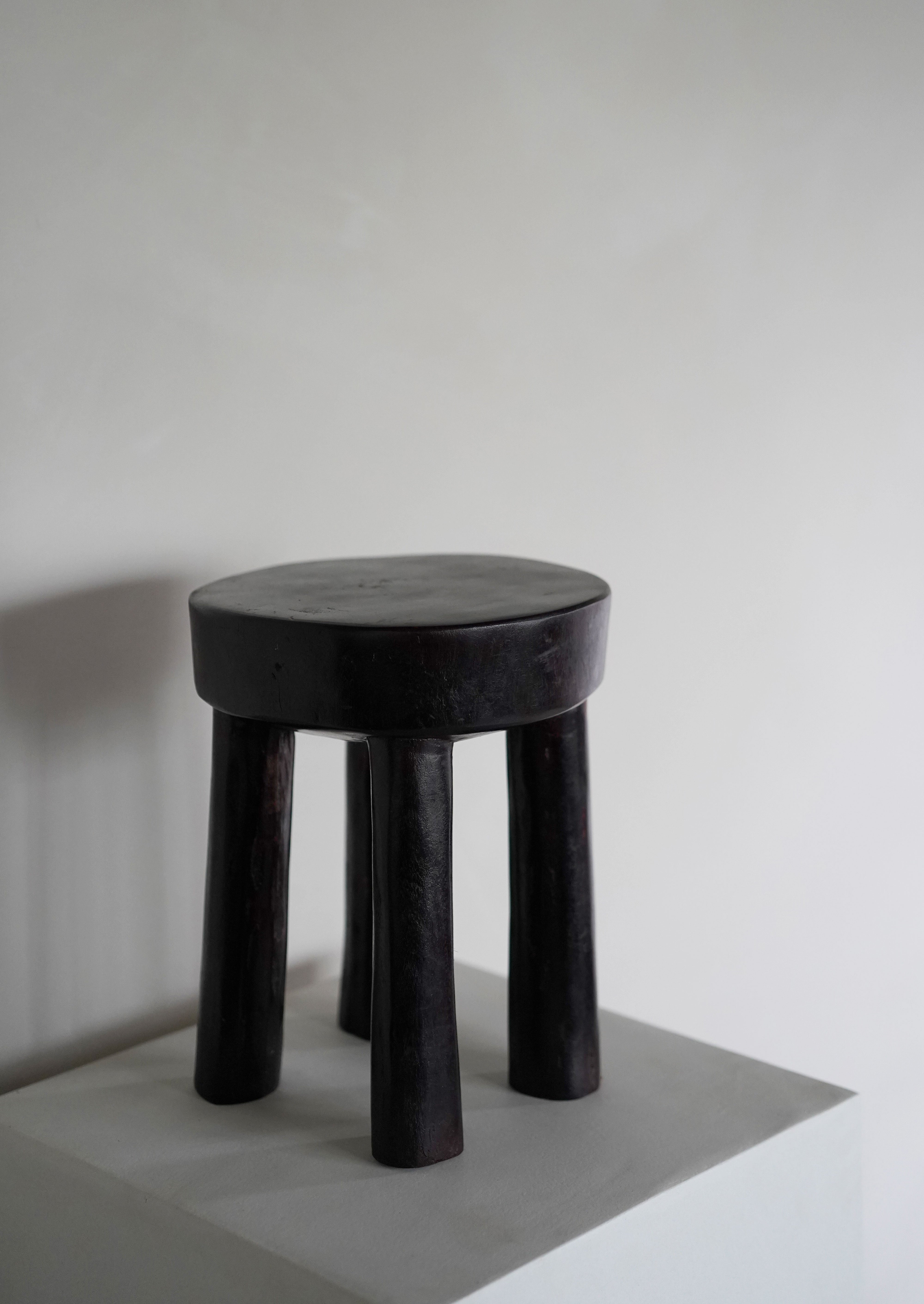 Lobi Stool 08