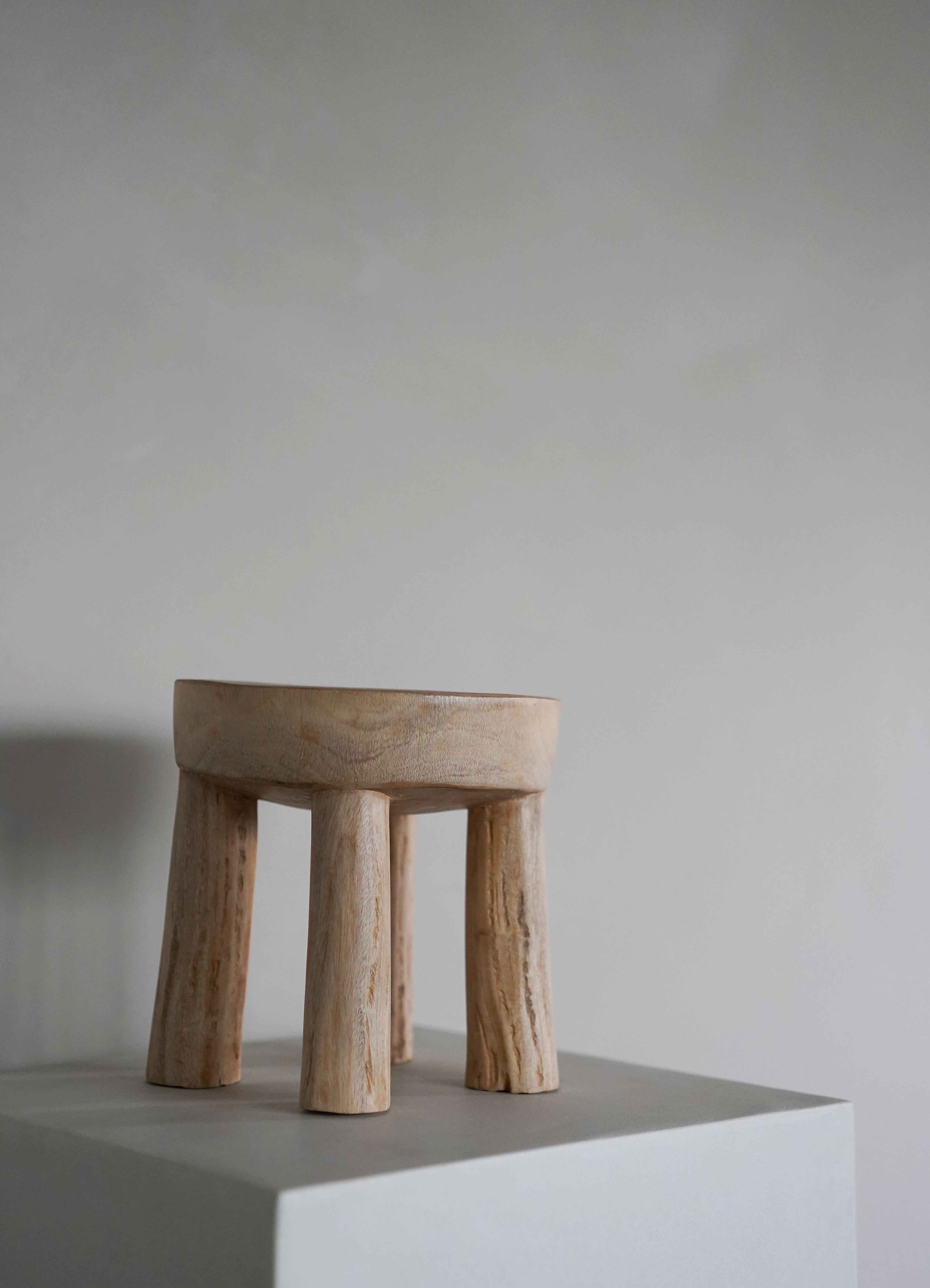 Lobi Stool