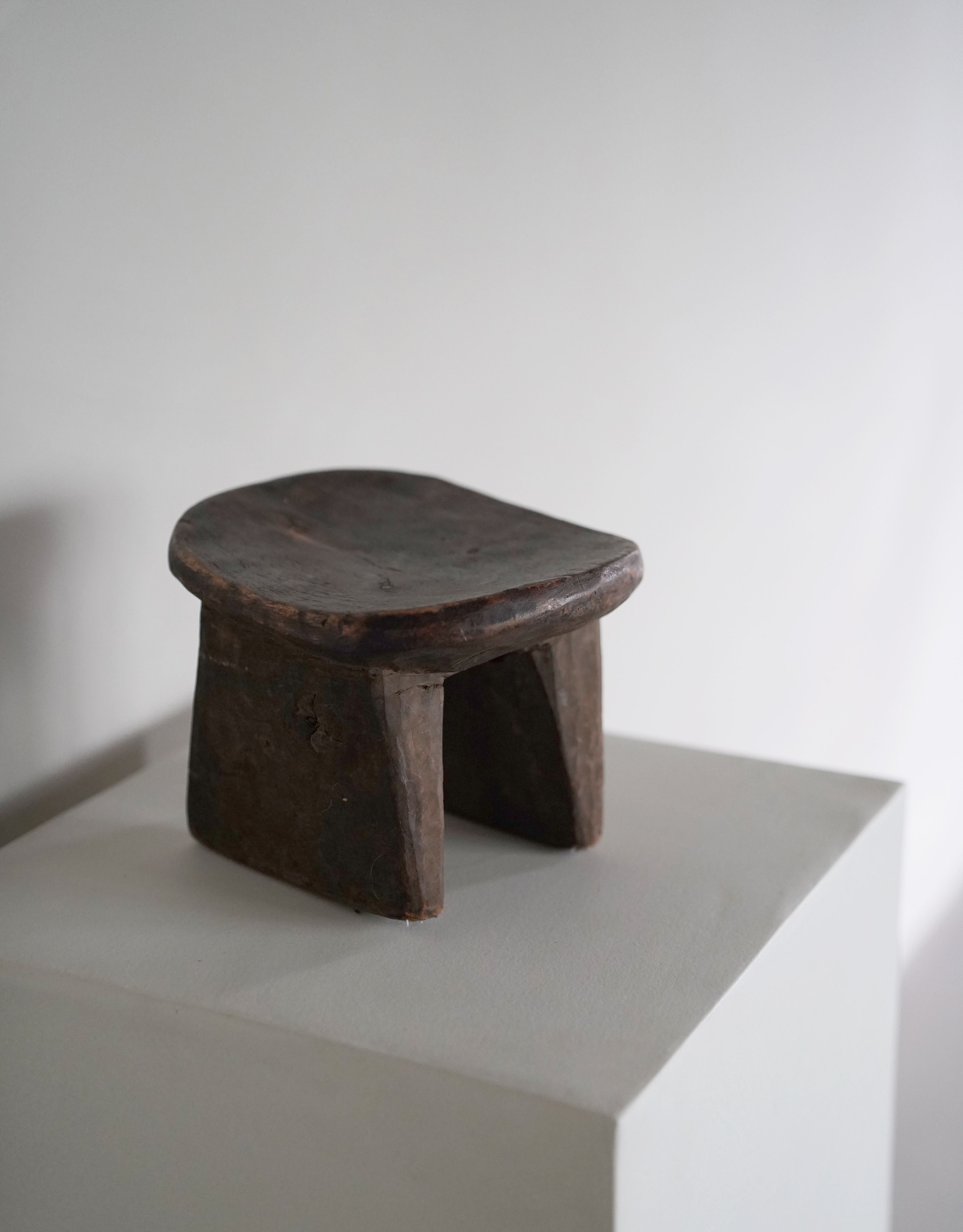 Mini Senufo Stool 01