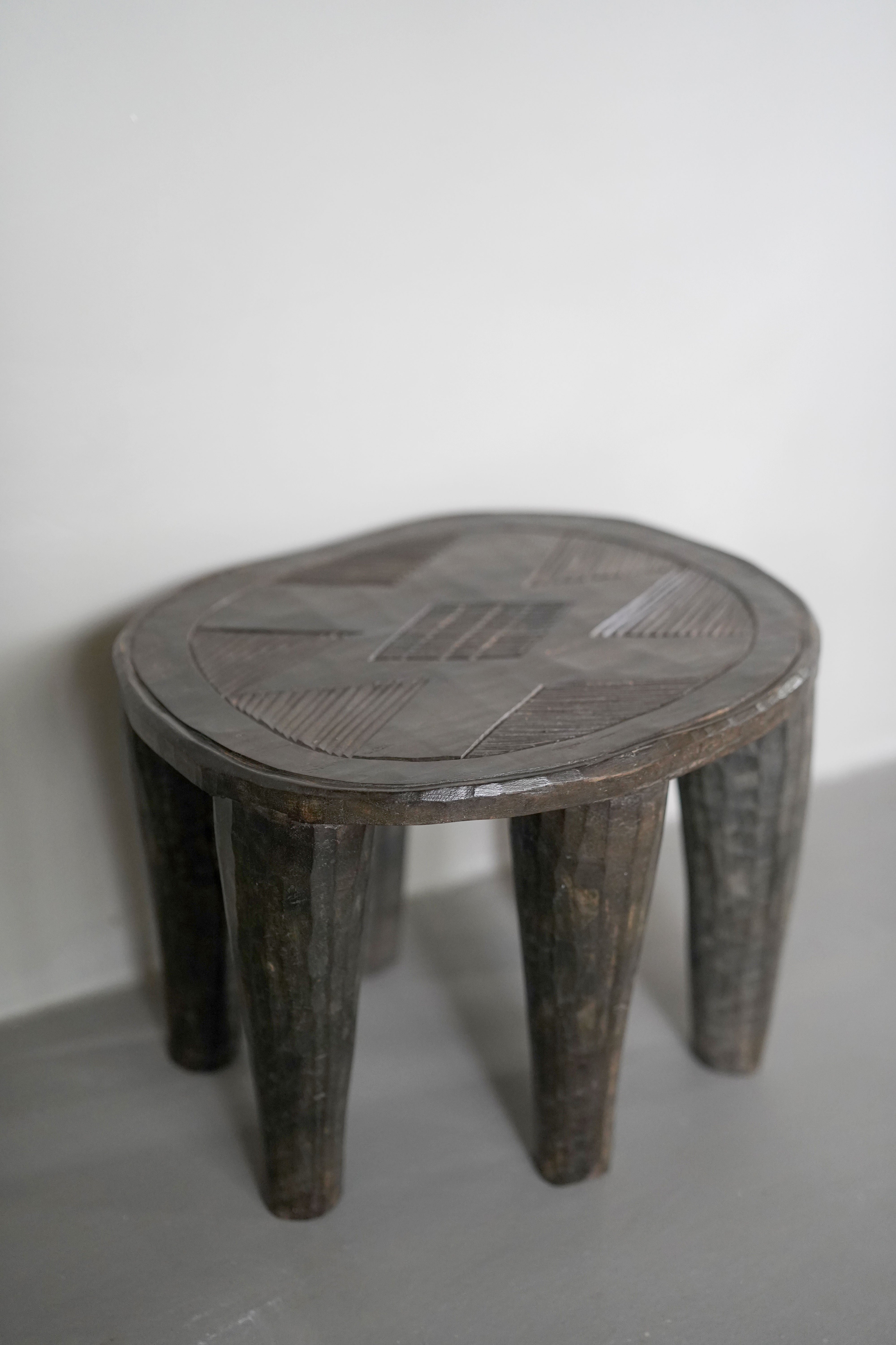 Nupe Stool 01